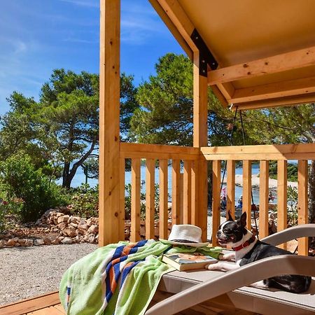 Hotel Glamping Ugljan Zadar Exterior foto